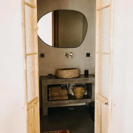 Stylish Loft With Nature Views, Balcony In The Heart Of Vejer Apartment